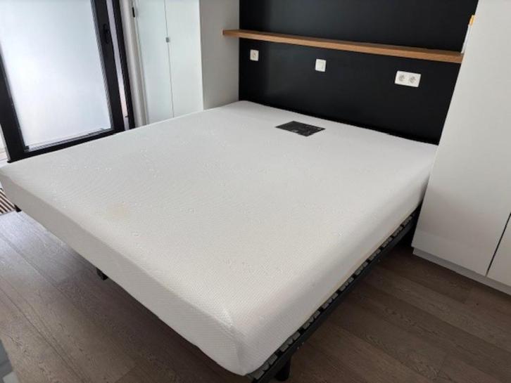 Lattenbodem + matras, Huis en Inrichting, Slaapkamer | Matrassen en Bedbodems, Zo goed als nieuw, Bedbodem, 90 cm, 200 cm, Tweepersoons