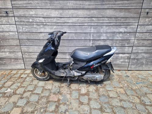 Peugot v clic a klasse scooter, Fietsen en Brommers, Scooters | Peugeot, Gebruikt, Overige modellen, Klasse A (25 km/u), Benzine
