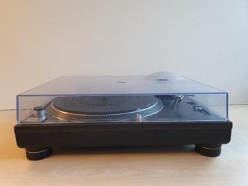 Technics Quartz Direct Drive Turntable System SL-1210MK2