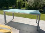 Tafel met glazen blad op atalen onderstel (Zemst), Tuin en Terras, Ophalen, Zo goed als nieuw