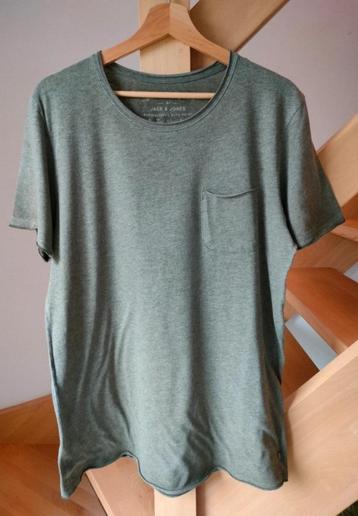 T-shirt Jack & Jones. Medium of Smal. Fris gewassen met lekk beschikbaar voor biedingen