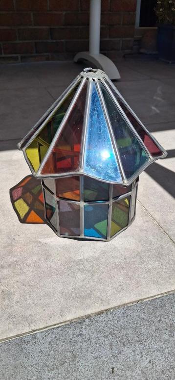 Vintage meerkleurige glas-in-loodlampekap beschikbaar voor biedingen