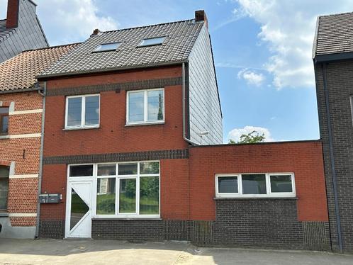 Huis/Opbrengsteigendom te Lummen te koop op TOPlocatie!, Immo, Maisons à vendre, Province de Limbourg, 500 à 1000 m², Maison 2 façades