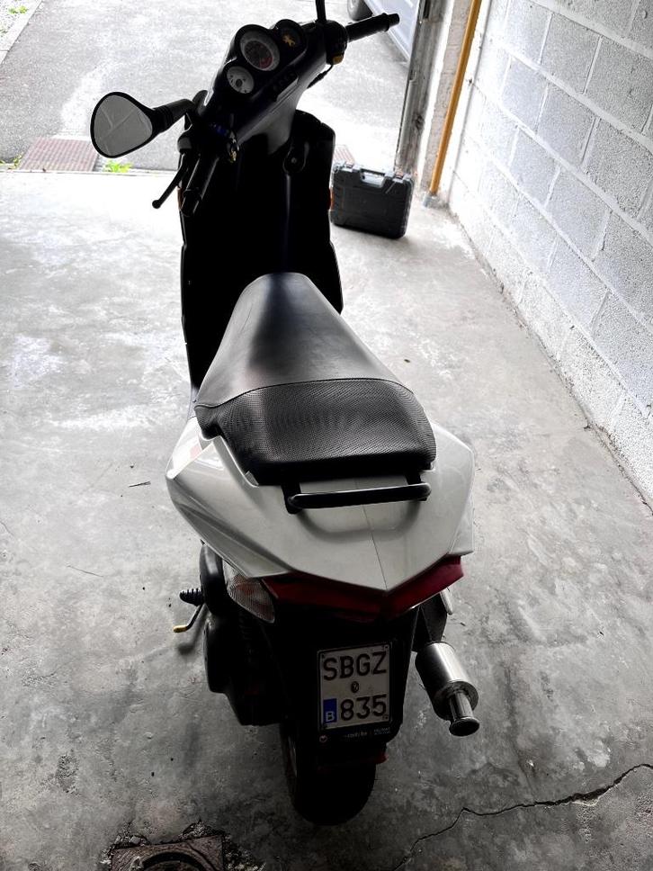 SpeedFight 2 Peugeot, Fietsen en Brommers, Scooters | Peugeot, Zo goed als nieuw, Speedfight, Klasse B (45 km/u), Benzine, Ophalen