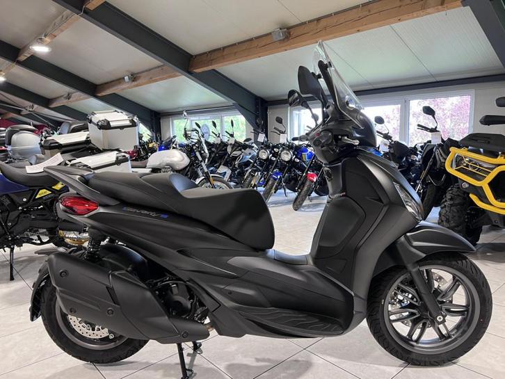 Piaggio Beverly 400 S Nero Meteora, Motoren, Motoren | Piaggio, Bedrijf, Scooter, 12 t/m 35 kW, Ophalen