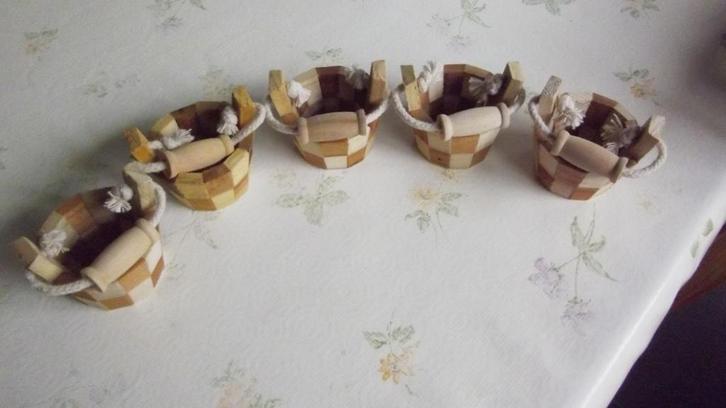 6 Houten Tobbetjes - origineel!, Huis en Inrichting, Woonaccessoires | Schalen en Manden, Nieuw, Mand, Rond, Hout, Ophalen of Verzenden