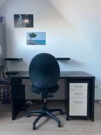 Bureau zwart met ladeblok bureaustoel en legplanken, Gebruikt, Ophalen, Bureau
