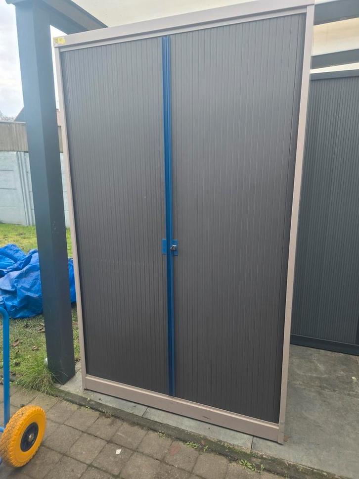 Zeer aangename archiefkasten zie omschrijving, Huis en Inrichting, Kasten | Roldeurkasten en Archiefkasten, Ophalen