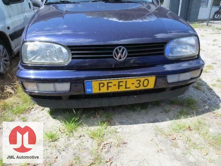 GRILLE VW GOLF lll, Autos : Pièces & Accessoires, Autres pièces automobiles, Volkswagen, Utilisé, Enlèvement ou Envoi