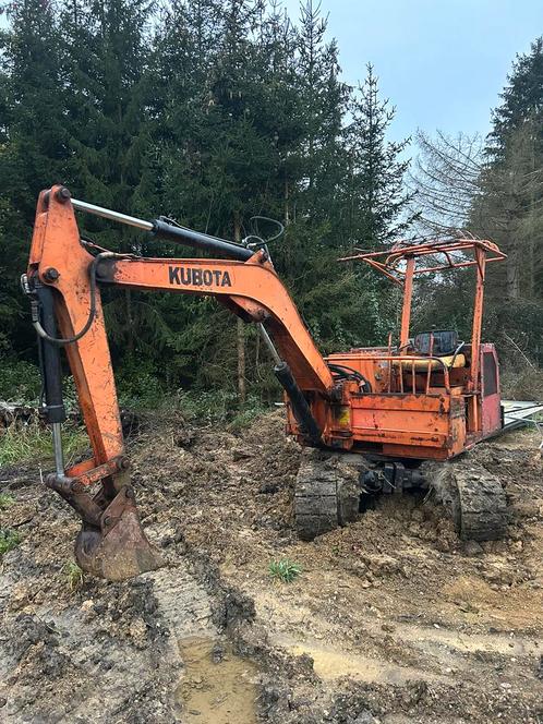 Location Mini pelle kubota 2t, Articles professionnels, Machines & Construction | Grues & Excavatrices