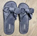 Pantoffels maat 38/39, Vêtements | Femmes, Chaussures, Neuf, Gris, Enlèvement ou Envoi, Pantoufles