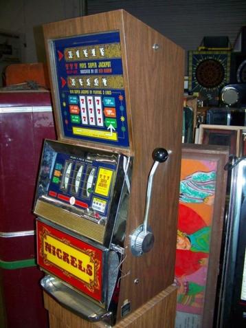Gezocht: Bally jackpot eenarmige bandiet gokkast beschikbaar voor biedingen
