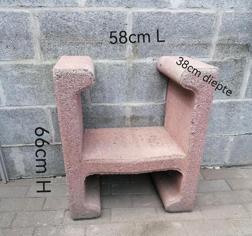 Stenen onderstel Barbecue nog nieuw, Terug te koop, Tuin en Terras, Houtskoolbarbecues, Nieuw, Ophalen