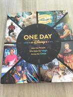 One Day at Disney boek, Verzamelen, Disney, Ophalen of Verzenden, Zo goed als nieuw