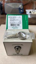 Slot, Enlèvement, Neuf