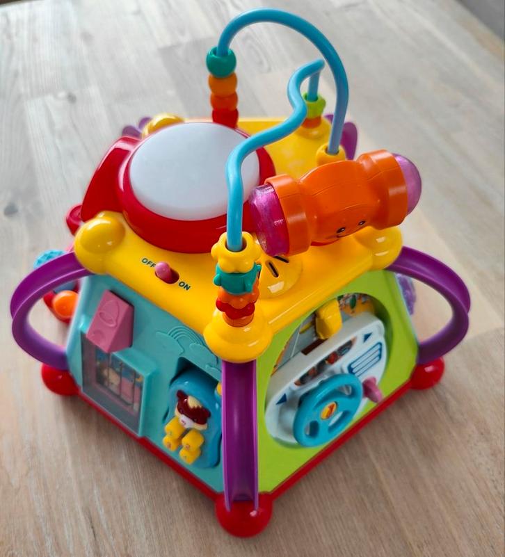 Toys Hola Activity Pyramid in goede staat, Kinderen en Baby's, Speelgoed | Vtech, Zo goed als nieuw, Ophalen