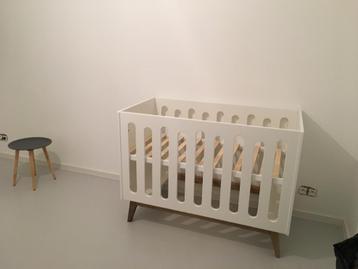 Babybed Quax beschikbaar voor biedingen