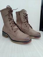 Laarzen met veters, Beige, Lage of Enkellaarzen, Ophalen of Verzenden, Zo goed als nieuw