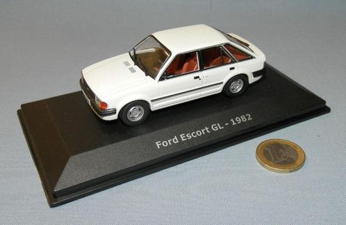 Altaya 1/43 : Ford Escort GL 5 portes anno 1982, Hobby & Loisirs créatifs, Voitures miniatures | 1:43, Comme neuf, Voiture, Universal Hobbies