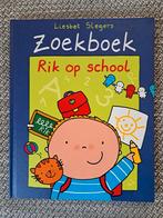Liesbet Slegers zoekboek, rik op school, Boeken, Ophalen of Verzenden, Zo goed als nieuw
