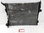 RADIATEUR EAU Renault Megane IV (RFBB) (214108175R), Utilisé, Renault