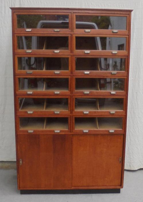 Grote  fourniturenkast ladekast apothekerskast winkelkast, Antiek en Kunst, Antiek | Meubels | Kasten, Ophalen of Verzenden