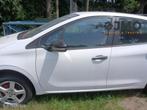 Portier linksvoor  blanc banquise wit Peugeot 208 2012-2019, Auto-onderdelen, Gebruikt, Deur, Ophalen of Verzenden, Peugeot