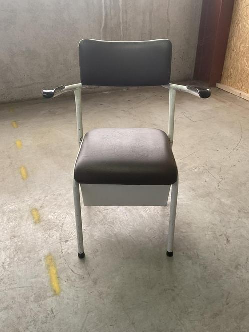 Vintage toiletstoel, Diversen, Verpleegmiddelen, Gebruikt, Ophalen