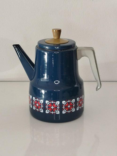 Deens vintage MidCenturyModern email theepot met bloemmotief, Huis en Inrichting, Keuken | Keukenbenodigdheden, Zo goed als nieuw