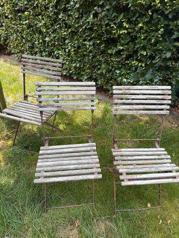 Tuinstoelen beschikbaar voor biedingen