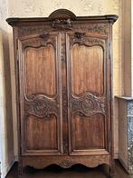 Mooie antieke Bretoense bruidskast, Ophalen, Gebruikt