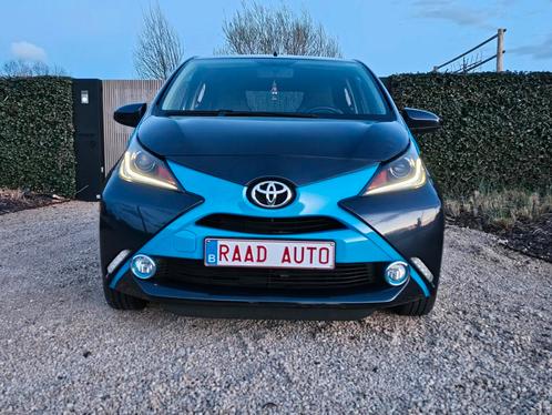Toyota aygo 1.0 _ 51kw _ 1ère main _ GPS _ CAMERA _ airco !!, Auto's, Toyota, Bedrijf, Te koop, Aygo, Benzine, Euro 6, Stadsauto