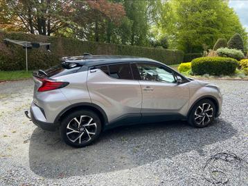 Toyota C-HR Hybride essence électrique année 2020 64000KM, Auto's, Toyota, Emergency brake assist, 72 kW, 86 g/km, 5 zetels