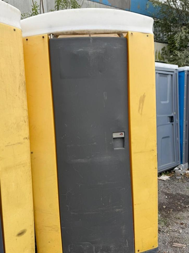 Toilet unit rood en geel, Doe-het-zelf en Bouw, Sanitair, Gebruikt, Toilet, Ophalen