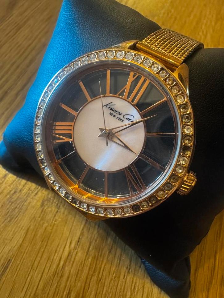 Montre Kenneth Cole, Handtassen en Accessoires, Horloges | Dames, Gebruikt, Polshorloge, Overige merken, Staal, Staal, Met strass