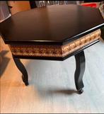 Salon tafel, Ophalen