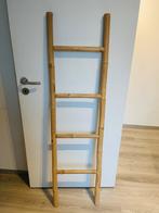 Decoratieve ladder in hout, Doe-het-zelf en Bouw, Ladders en Trappen, Ophalen, Zo goed als nieuw, Ladder