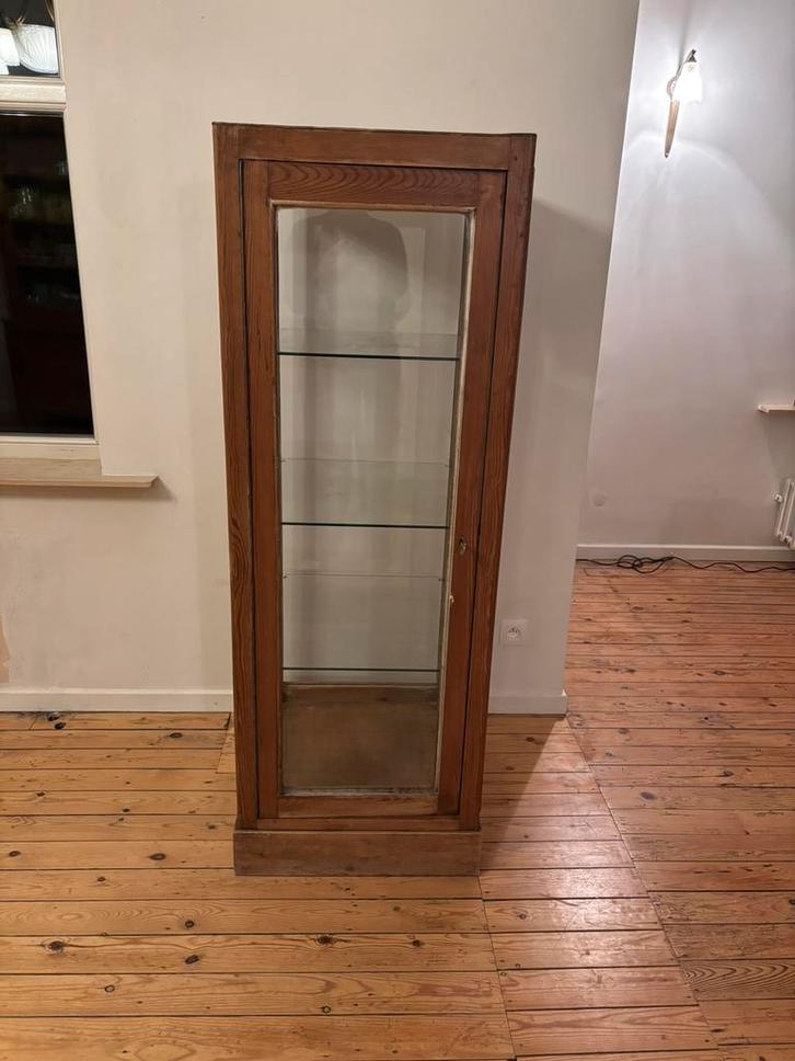 Oude grote antieke vitrinekast, Huis en Inrichting, Kasten | Vitrinekasten, Zo goed als nieuw, Glas, Ophalen