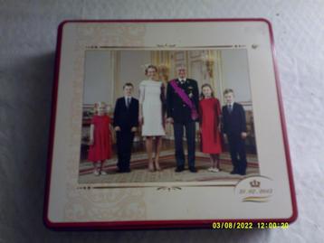 Blikken doos Koningshuis beschikbaar voor biedingen