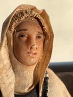 Antieke pop in was, Verzamelen, Ophalen, Gebruikt