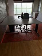 gratis kantoor tafel met.2.stoelen, Enlèvement, Utilisé, Bureau, Salle de réunion ou de Présentation