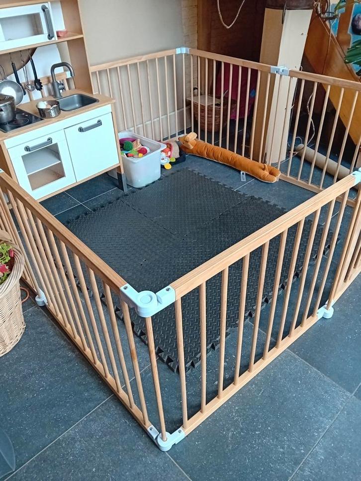 Kiduku veiligheidshek hout XXL 7,2m opvouwbaar met deur, Kinderen en Baby's, Babyparken, Ophalen