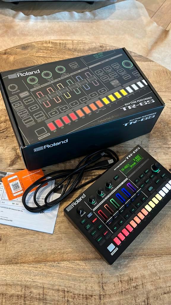 Roland TR-6S in nieuwstaat!, Muziek en Instrumenten, Drumcomputers, Zo goed als nieuw, Roland, Ophalen