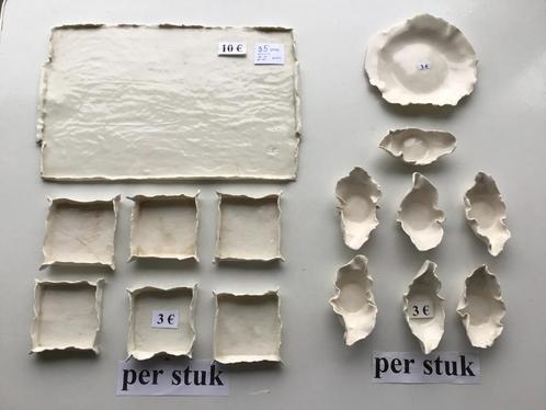 zelfgemaakte schaal en hapjes schaaltjes in porselein, Antiek en Kunst, Antiek | Porselein, Ophalen of Verzenden