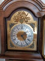 L'horloge de parquet fonctionne parfaitement en raison d'un, Antiquités & Art, Enlèvement ou Envoi