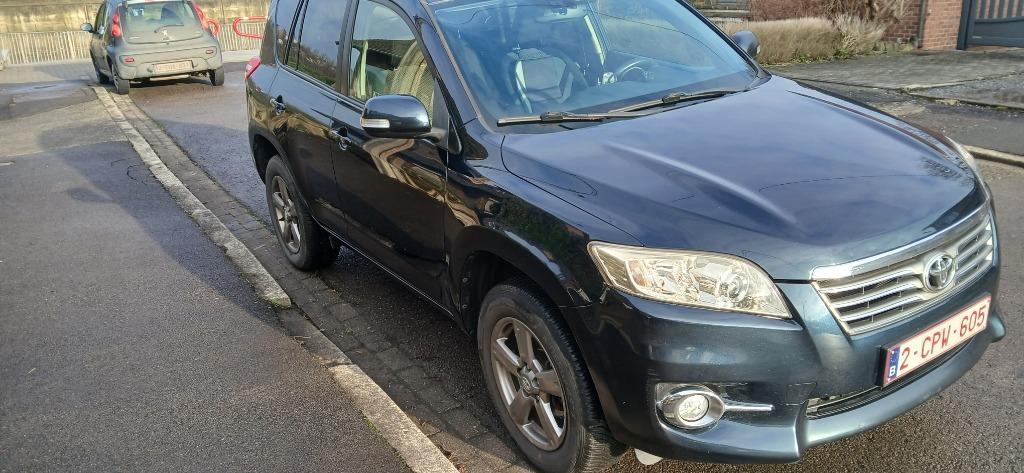 Toyota Rav4 07/2012 -212000 km-2.2 Diesel