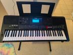 Yamaha psr E463 met stander, Musique & Instruments, Enlèvement, Yamaha