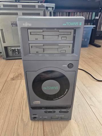 Fujitsu FM-Towns II (zeldzaam) beschikbaar voor biedingen