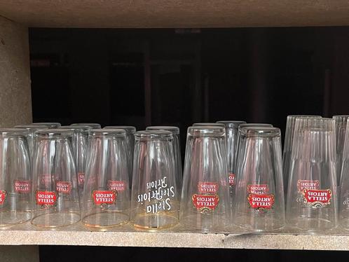 Stella Artois oude en nieuw glazen., Verzamelen, Glas en Drinkglazen, Zo goed als nieuw, Ophalen of Verzenden