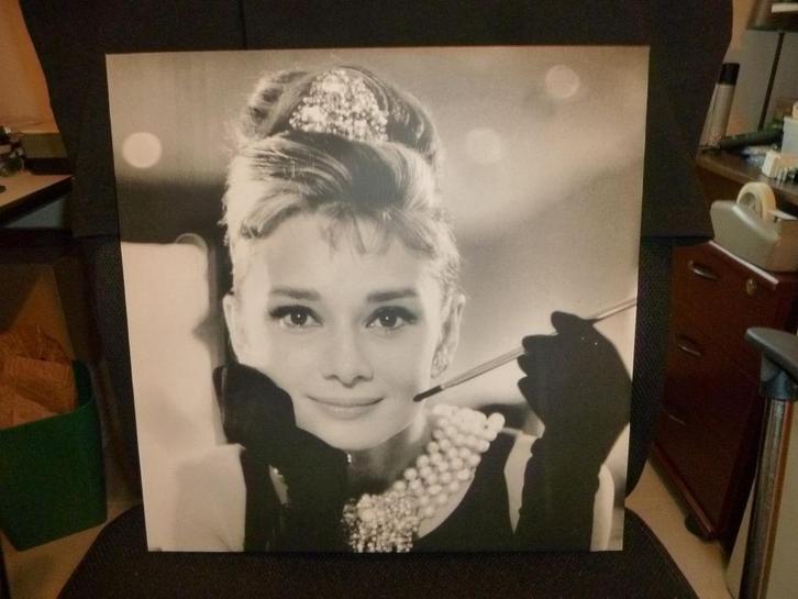 Audrey Hepburn - Kader - Foto, Huis en Inrichting, Woonaccessoires | Schilderijen, Tekeningen en Foto's, Nieuw, Foto of Poster